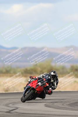 media/Nov-16-2025-Race Pace (Sun) [[8c5fa54630]]/Verified Riders/7-Turn 4 (1155am)/